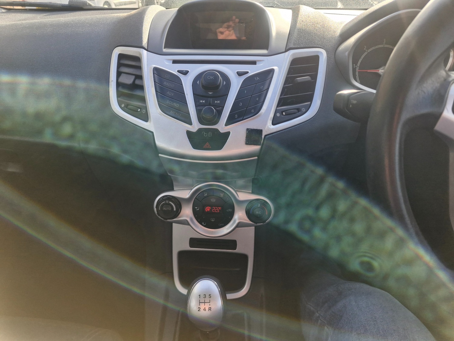 Used Ford Fiesta 2010 for sale - 77314165: Photo 11