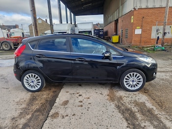 Used Ford Fiesta 2010 for sale - 77314165: Photo