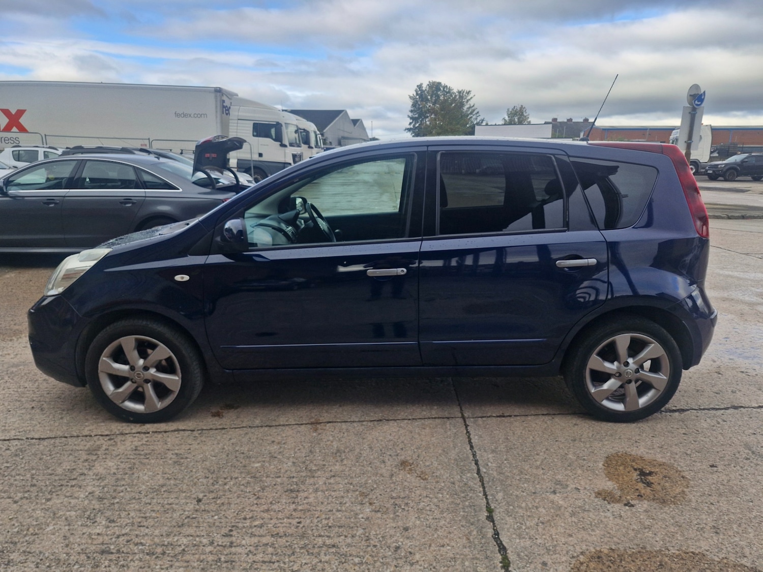 Used Nissan Note 2010 for sale - 76182529: Photo 5