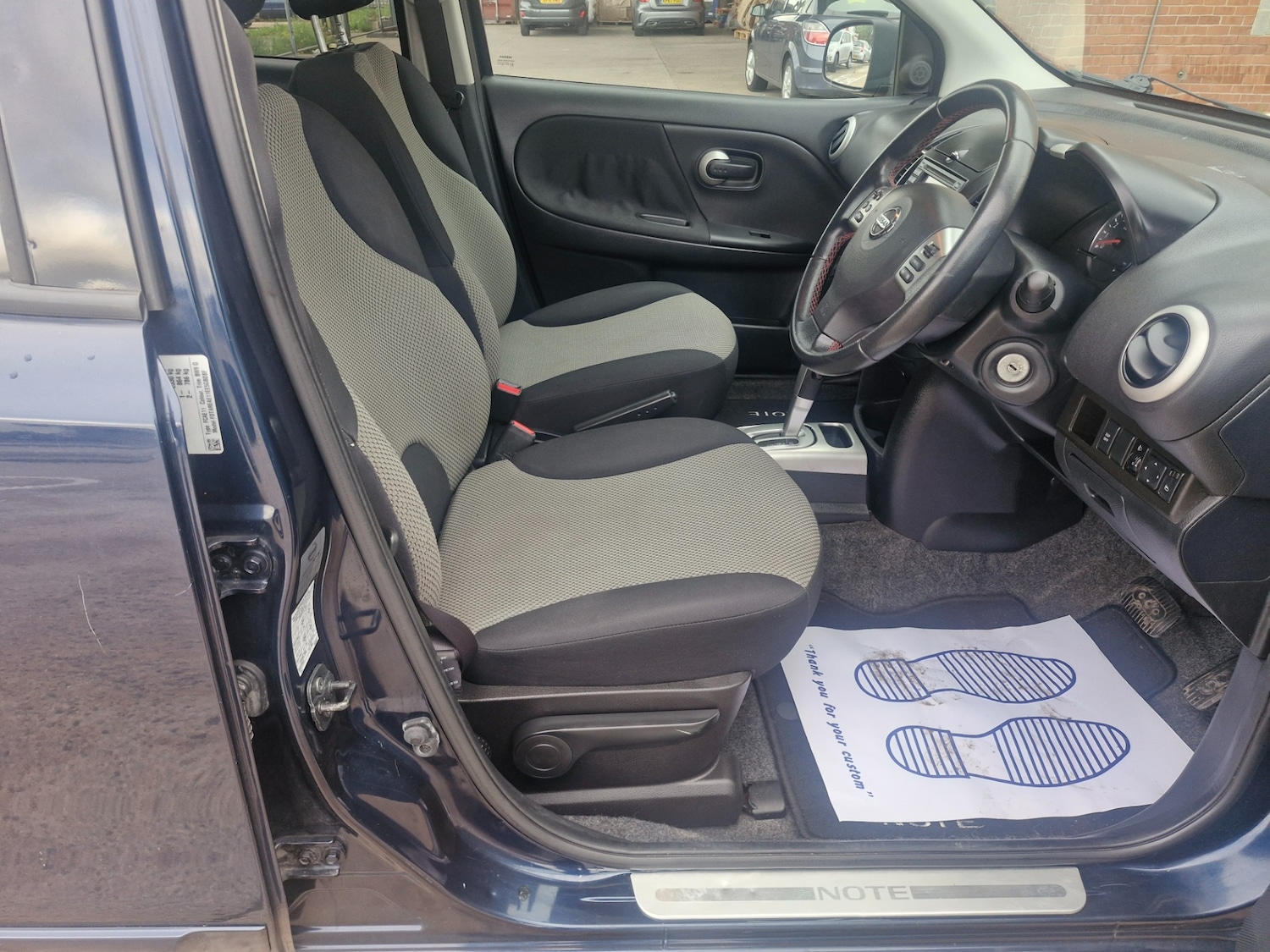 Used Nissan Note 2010 for sale - 76182529: Photo 9