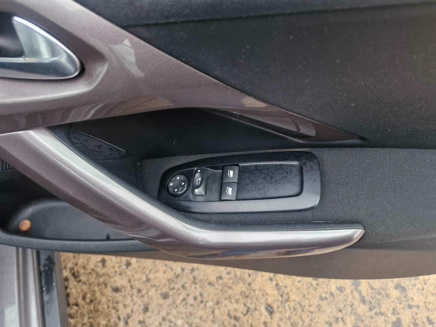 Used Peugeot 2008 2014 for sale - 77329061: Photo 9