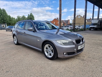 Used BMW 3 Series 2011 for sale - 75700103: Photo