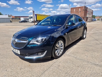 Used Vauxhall Insignia 2015 for sale - 79264458: Photo