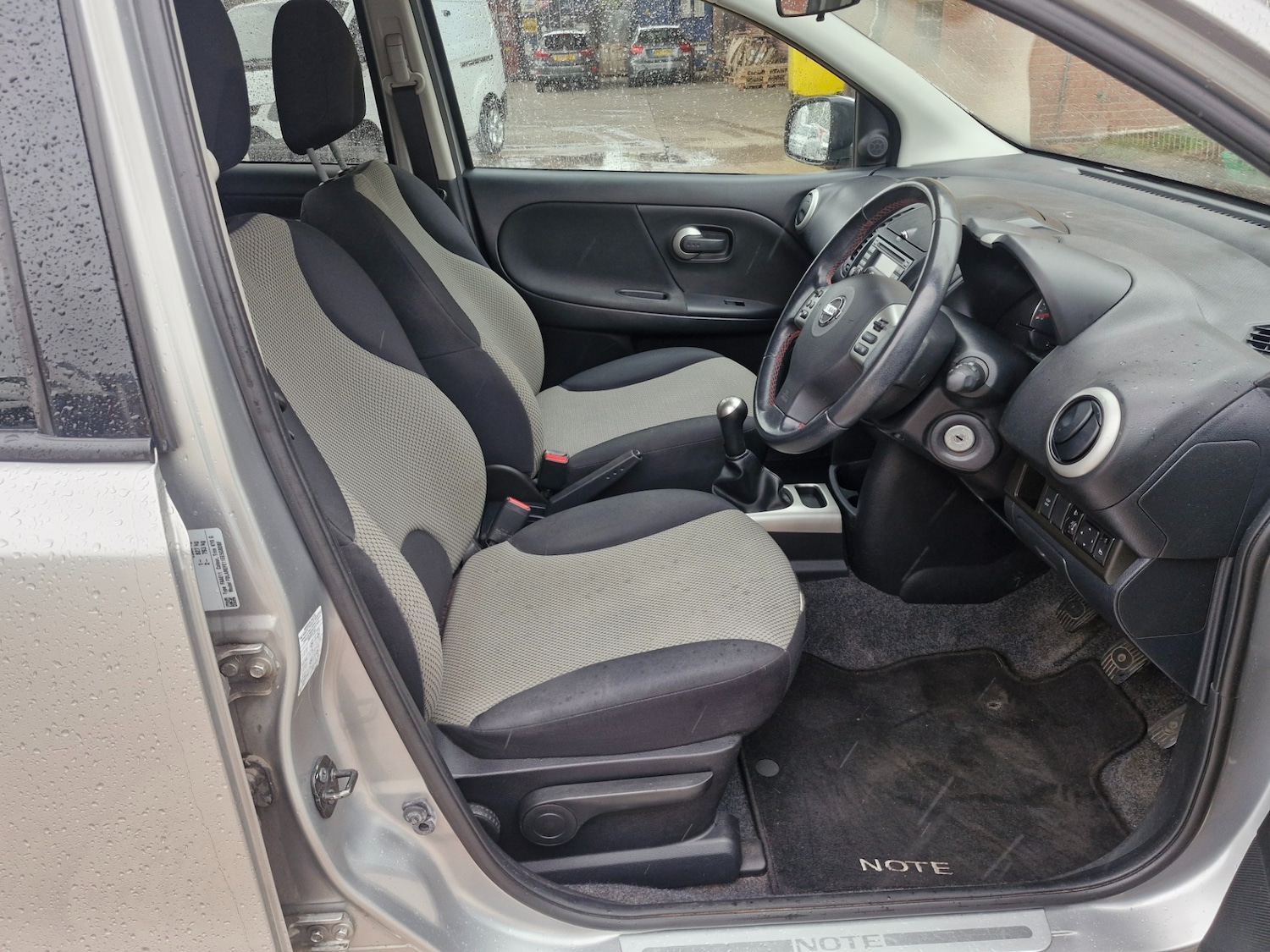 Used Nissan Note 2011 for sale - 76170394: Photo 10