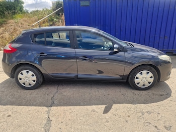 Used Renault Megane 2009 for sale - 79272336: Photo