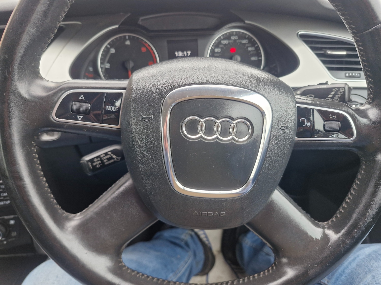 Used Audi A4 2010 for sale - 77789917: Photo 12