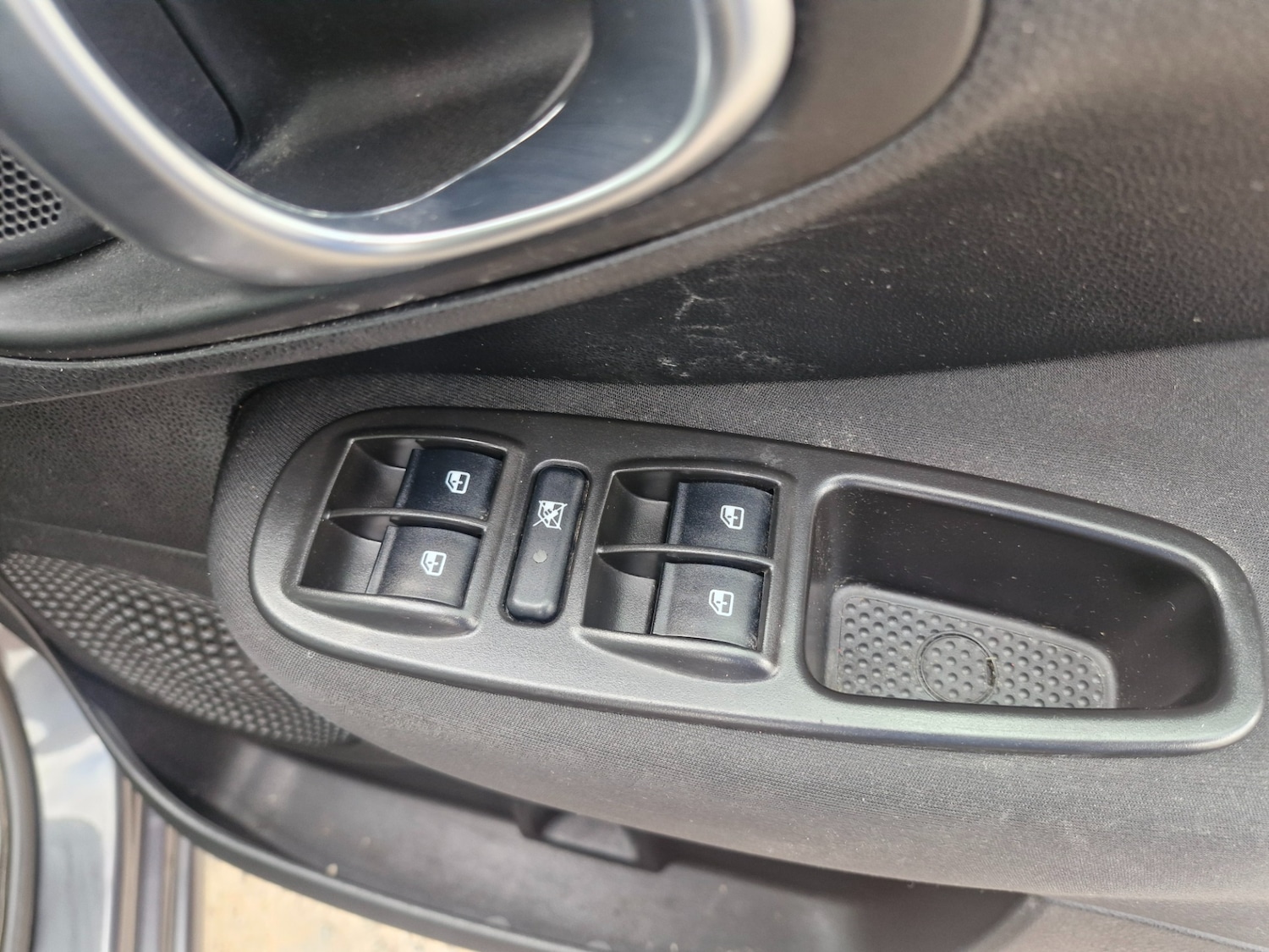 Used Fiat 500L 2014 for sale - 77069012: Photo 10