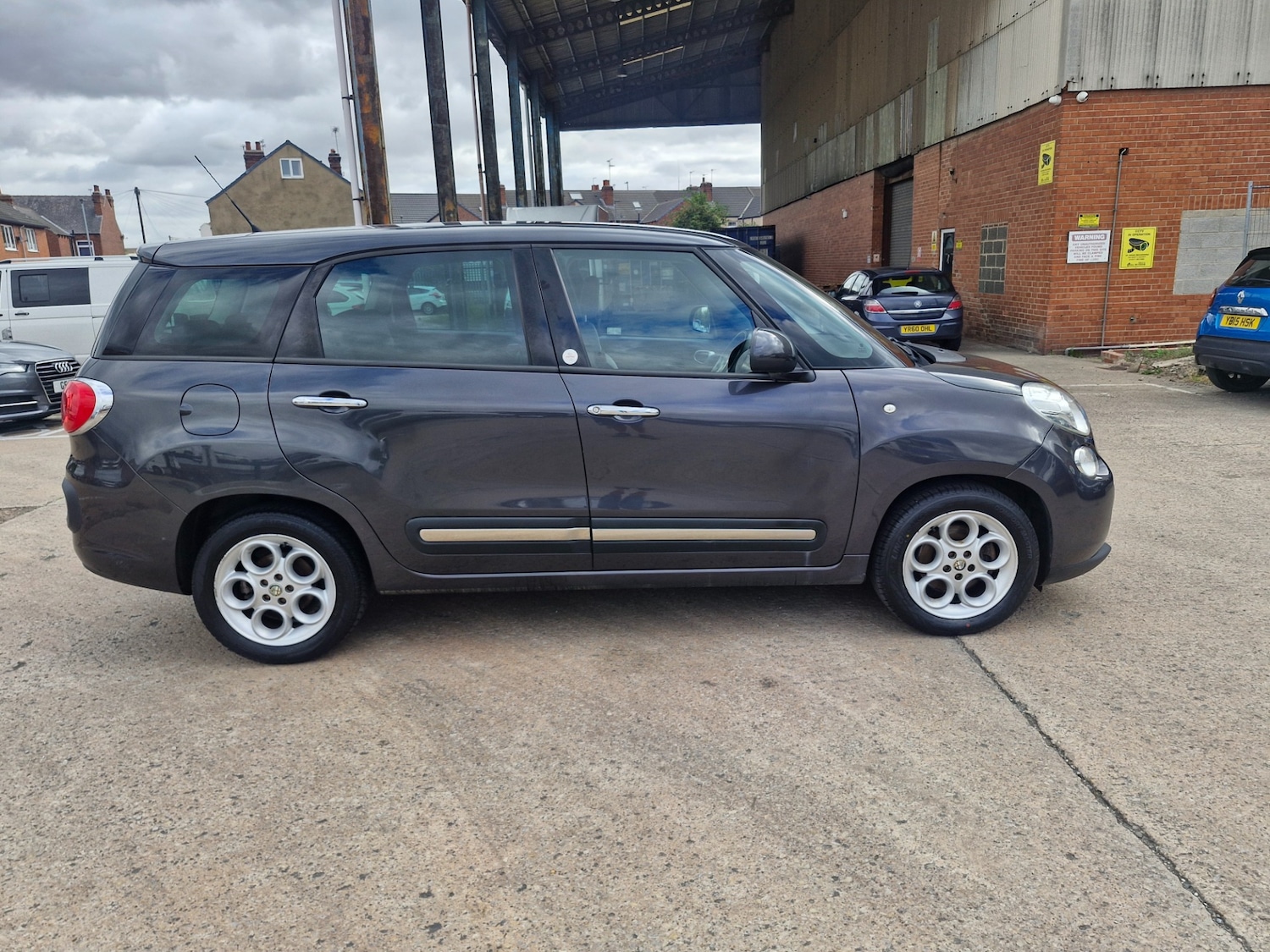 Used Fiat 500L 2014 for sale - 77069012: Photo 3