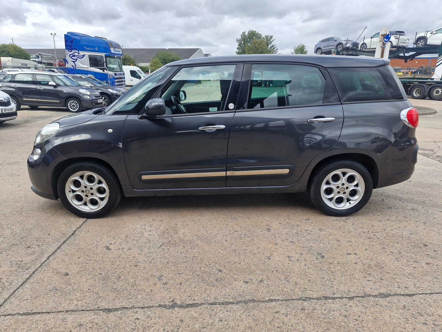 Used Fiat 500L 2014 for sale - 77069012: Photo 5