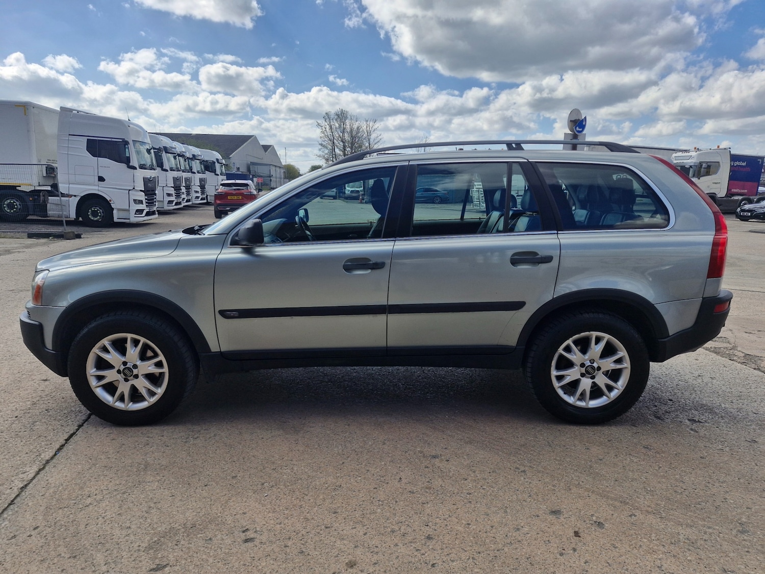 Used Volvo XC90 2004 for sale - 78198865: Photo 5