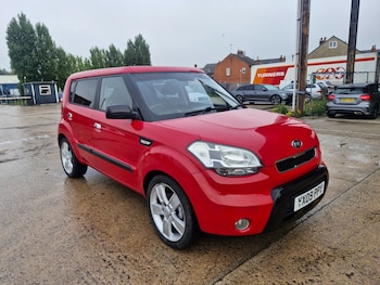 2009 (09) - 1.6 CRDi Samba 5dr