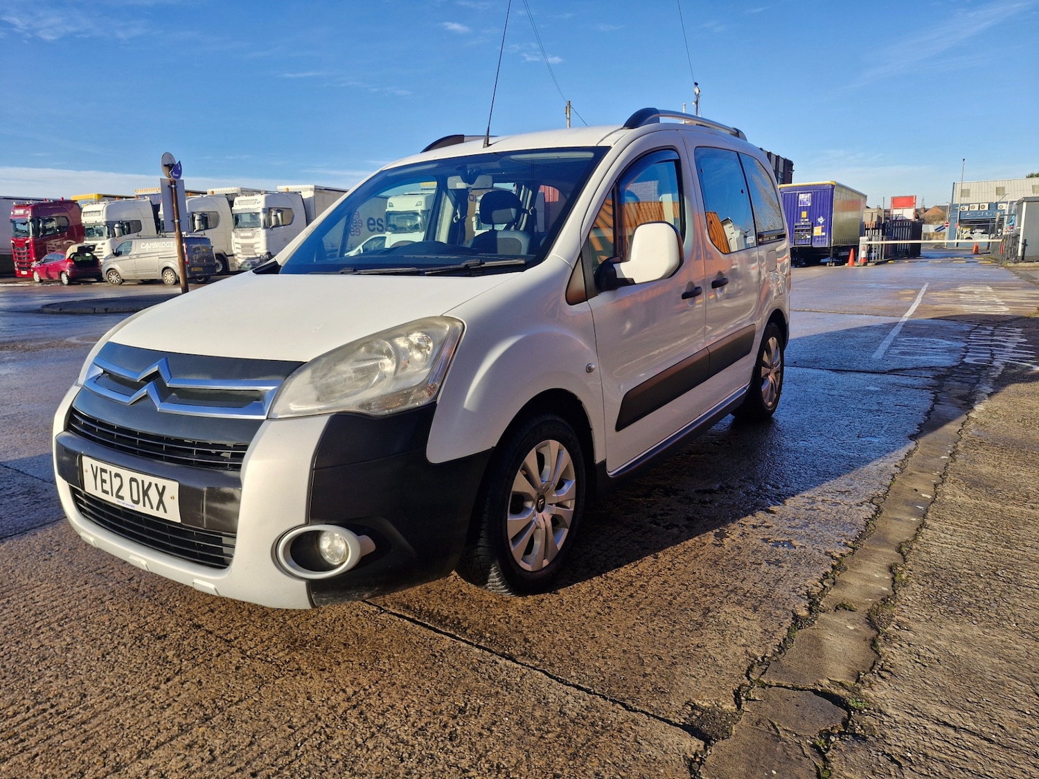 Used Citroen Berlingo Multispace 2012 for sale - 76931869: Photo 2