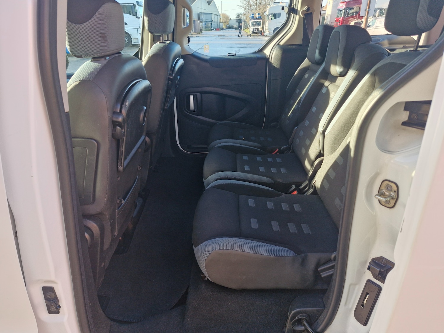 Used Citroen Berlingo Multispace 2012 for sale - 76931869: Photo 7