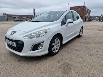 Used Peugeot 308 2012 for sale - 75615835: Photo