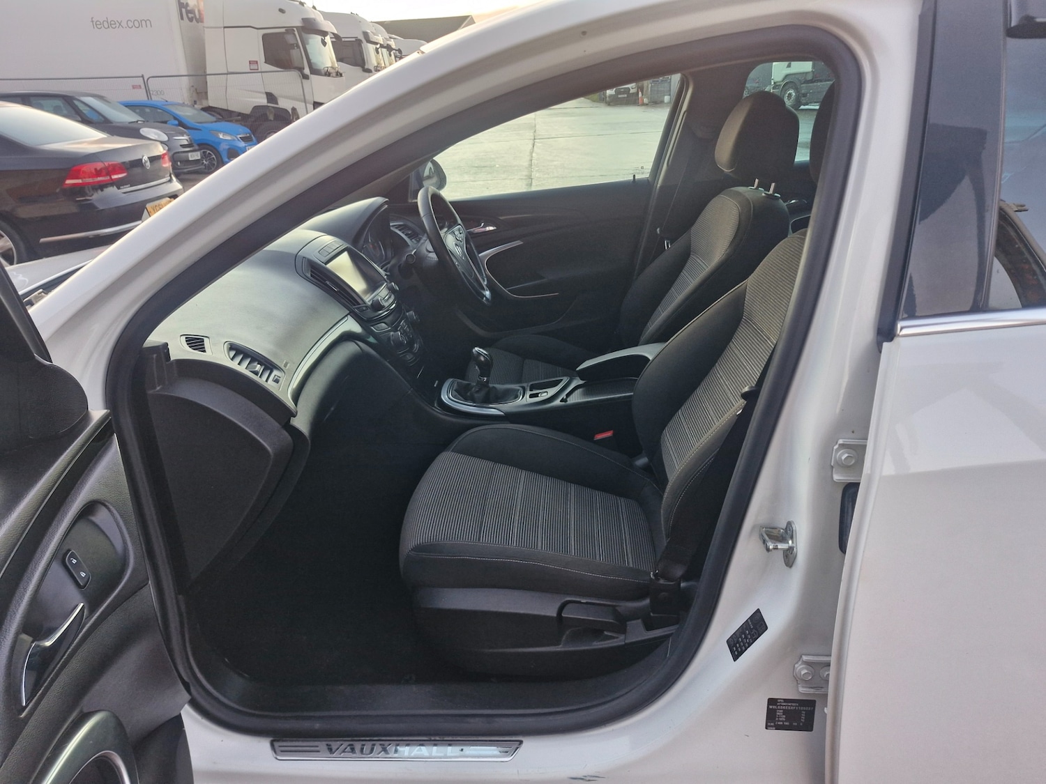 Used Vauxhall Insignia 2015 for sale - 76922014: Photo 6