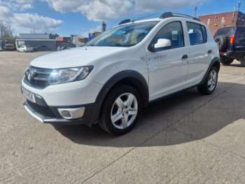 Used Dacia Sandero Stepway 2014 for sale - 74179254: Photo