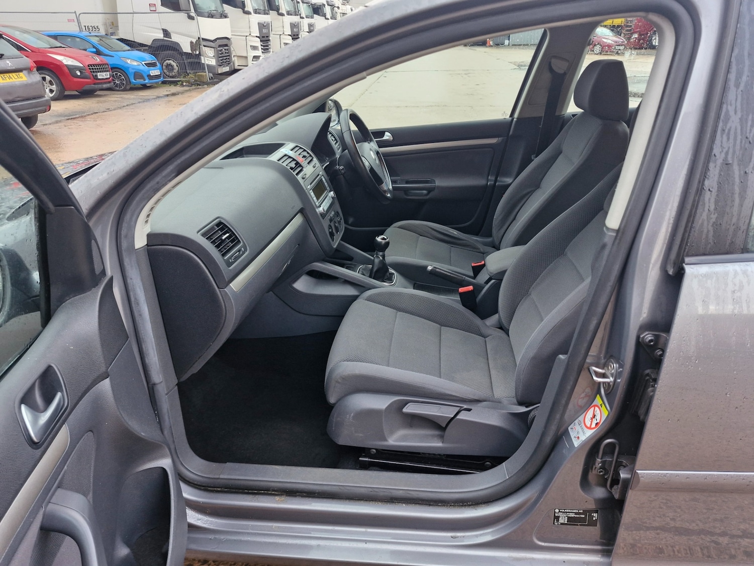 Used Volkswagen Golf 2007 for sale - 76845311: Photo 6