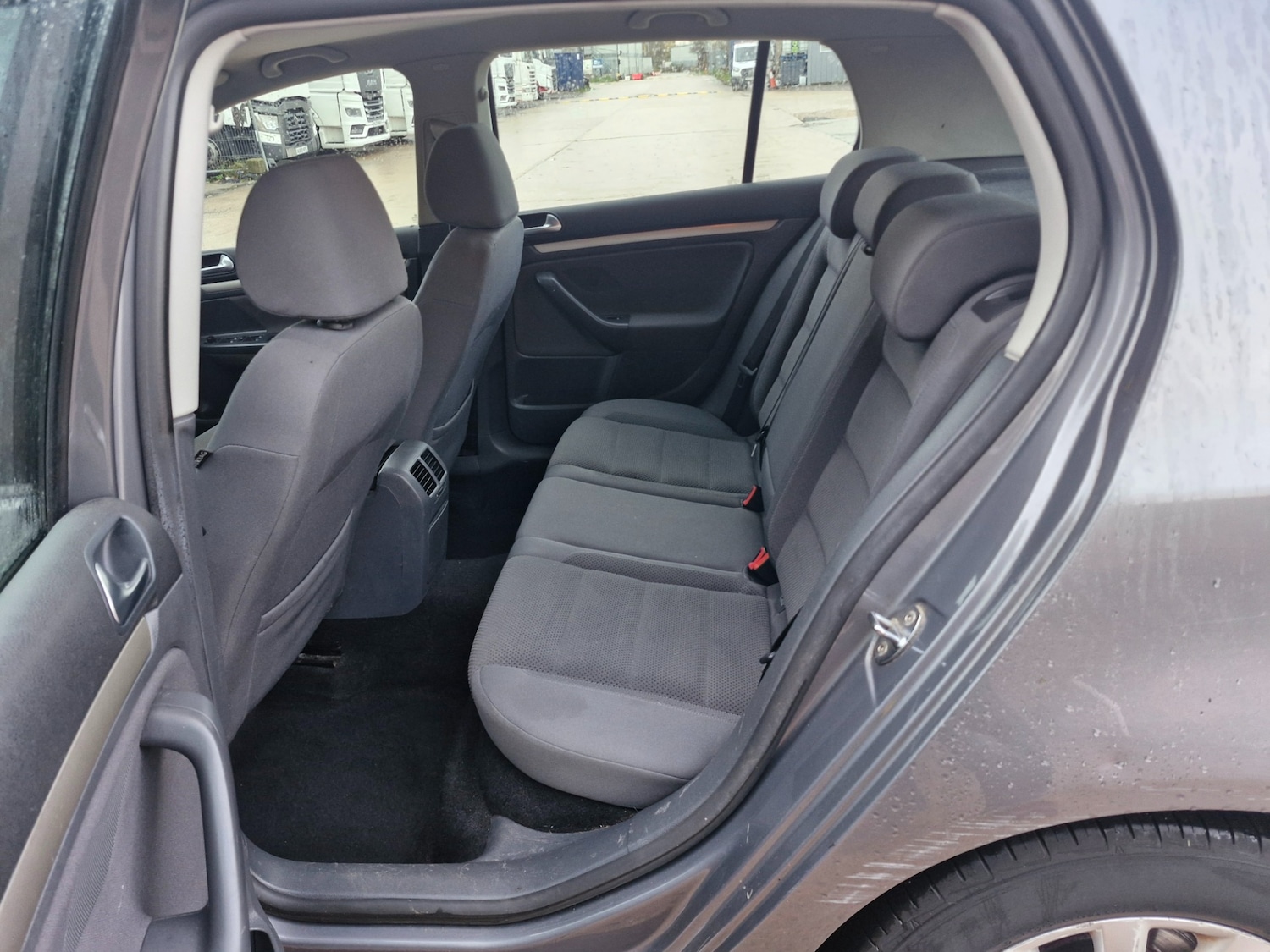 Used Volkswagen Golf 2007 for sale - 76845311: Photo 7