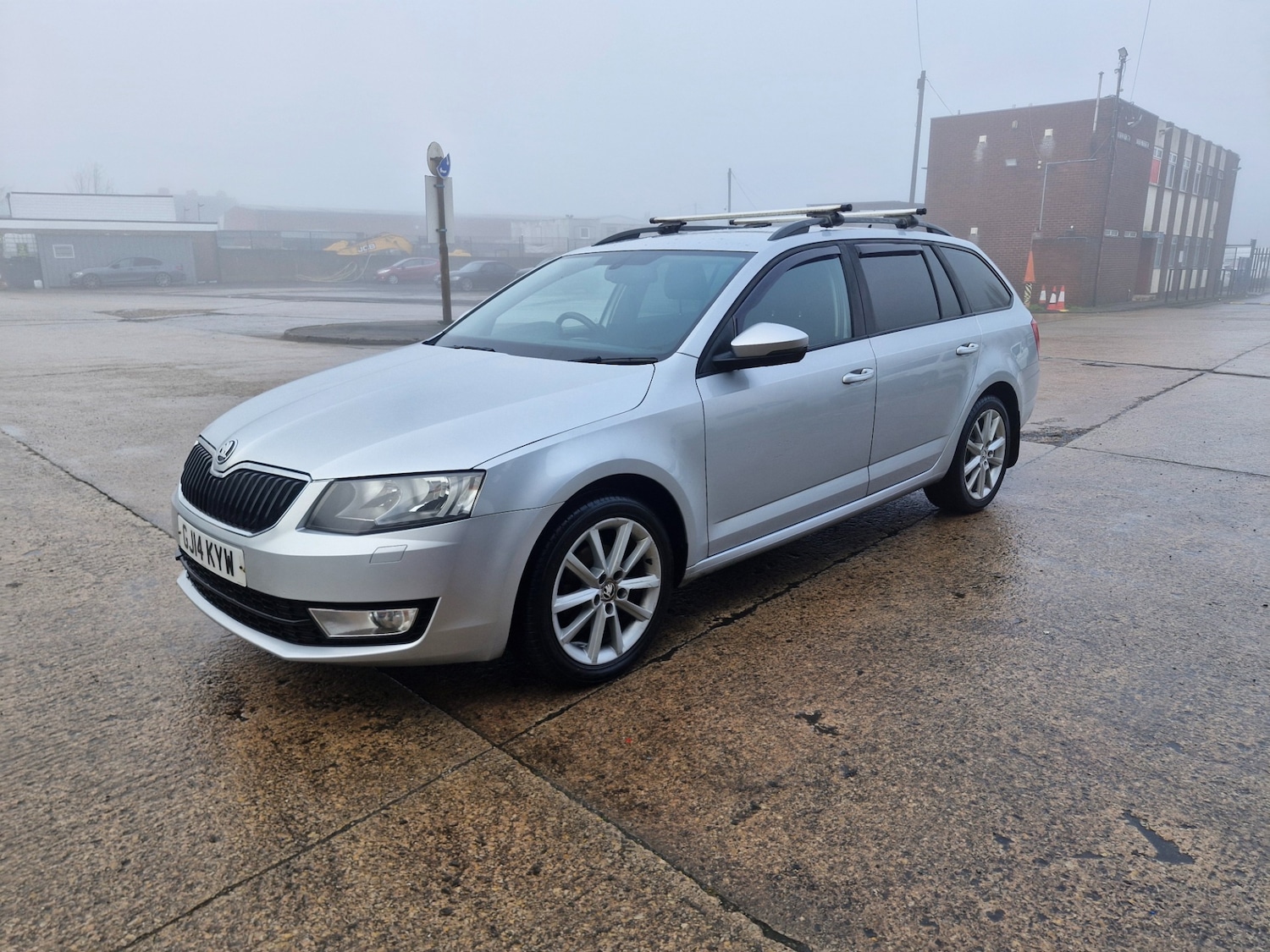 Used Skoda Octavia 2014 for sale - 77350172: Photo 2