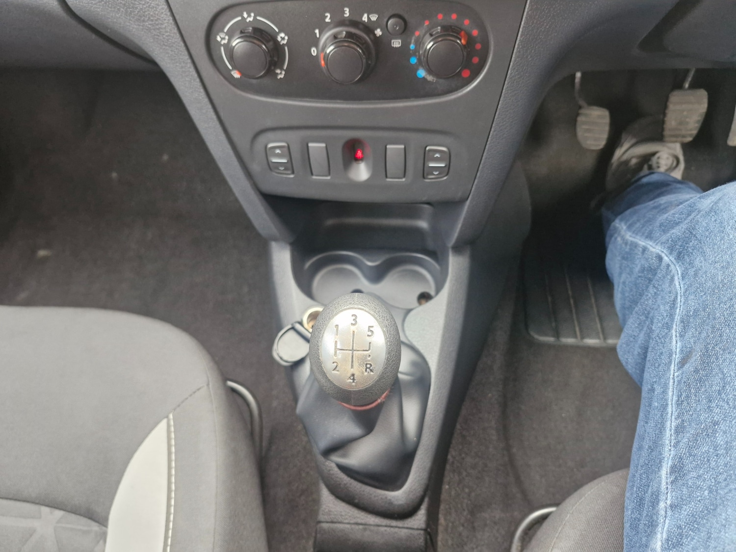 Used Dacia Sandero Stepway 2014 for sale - 76144321: Photo 11