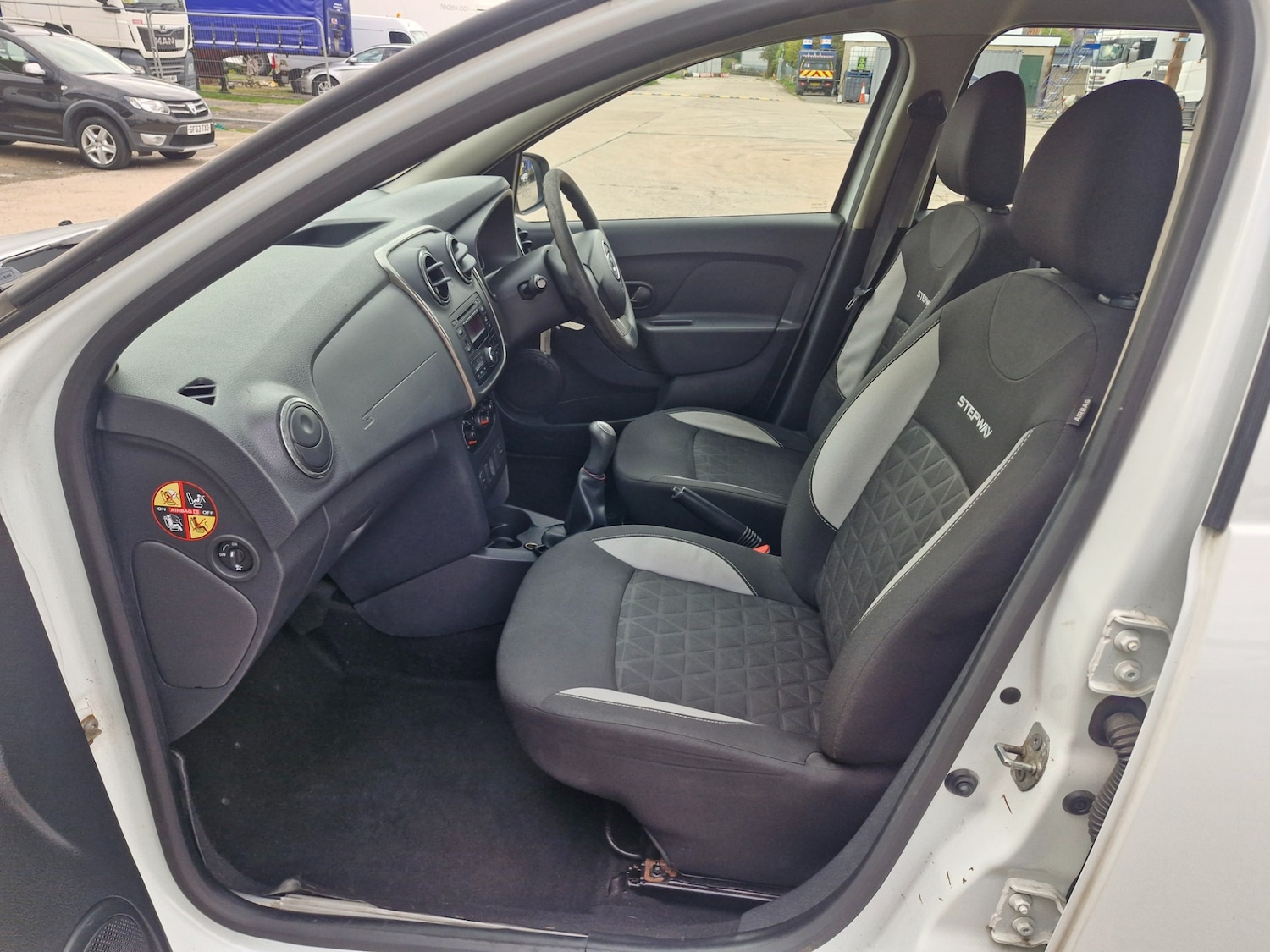 Used Dacia Sandero Stepway 2014 for sale - 76144321: Photo 6