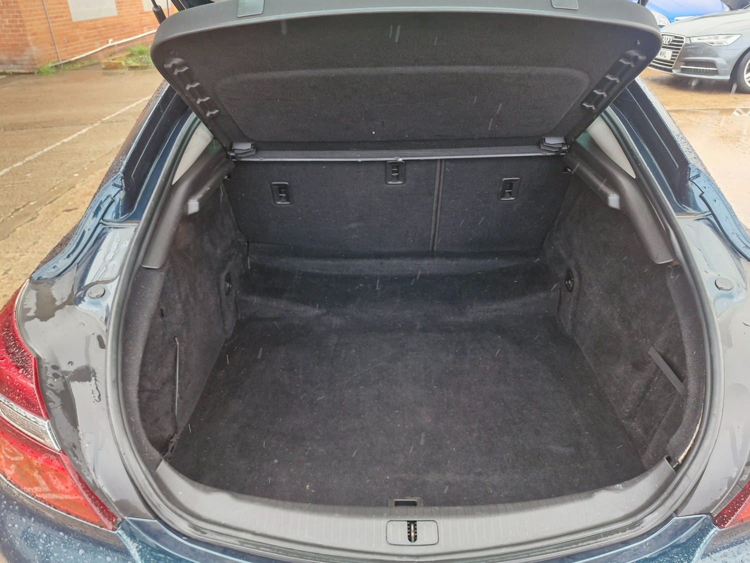 Used Vauxhall Insignia 2015 for sale - 77701288: Photo 8