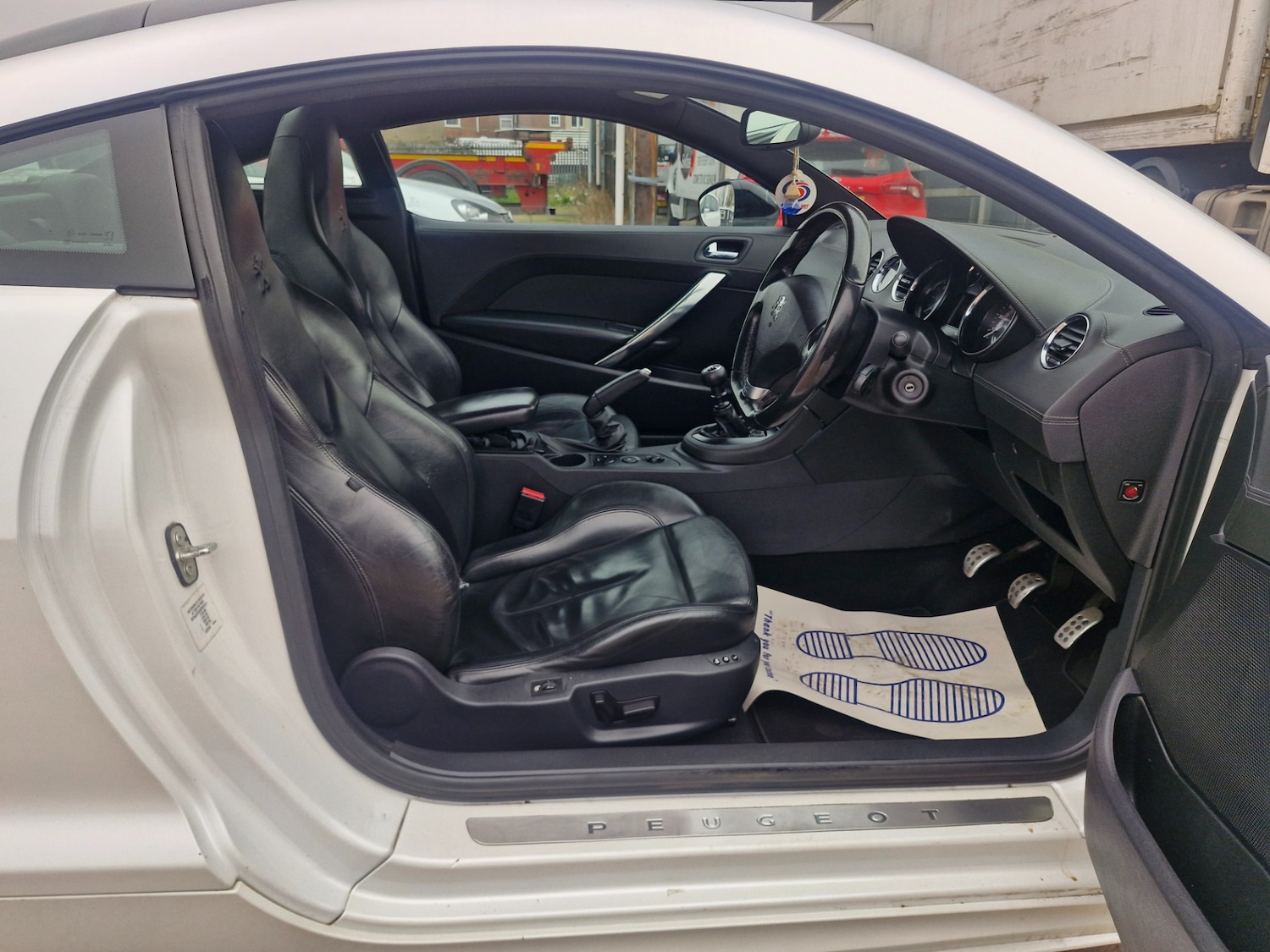 Used Peugeot RCZ 2010 for sale - 77801996: Photo 10