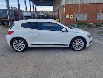 Used Volkswagen Scirocco 2012 for sale - 76088742: Photo 3