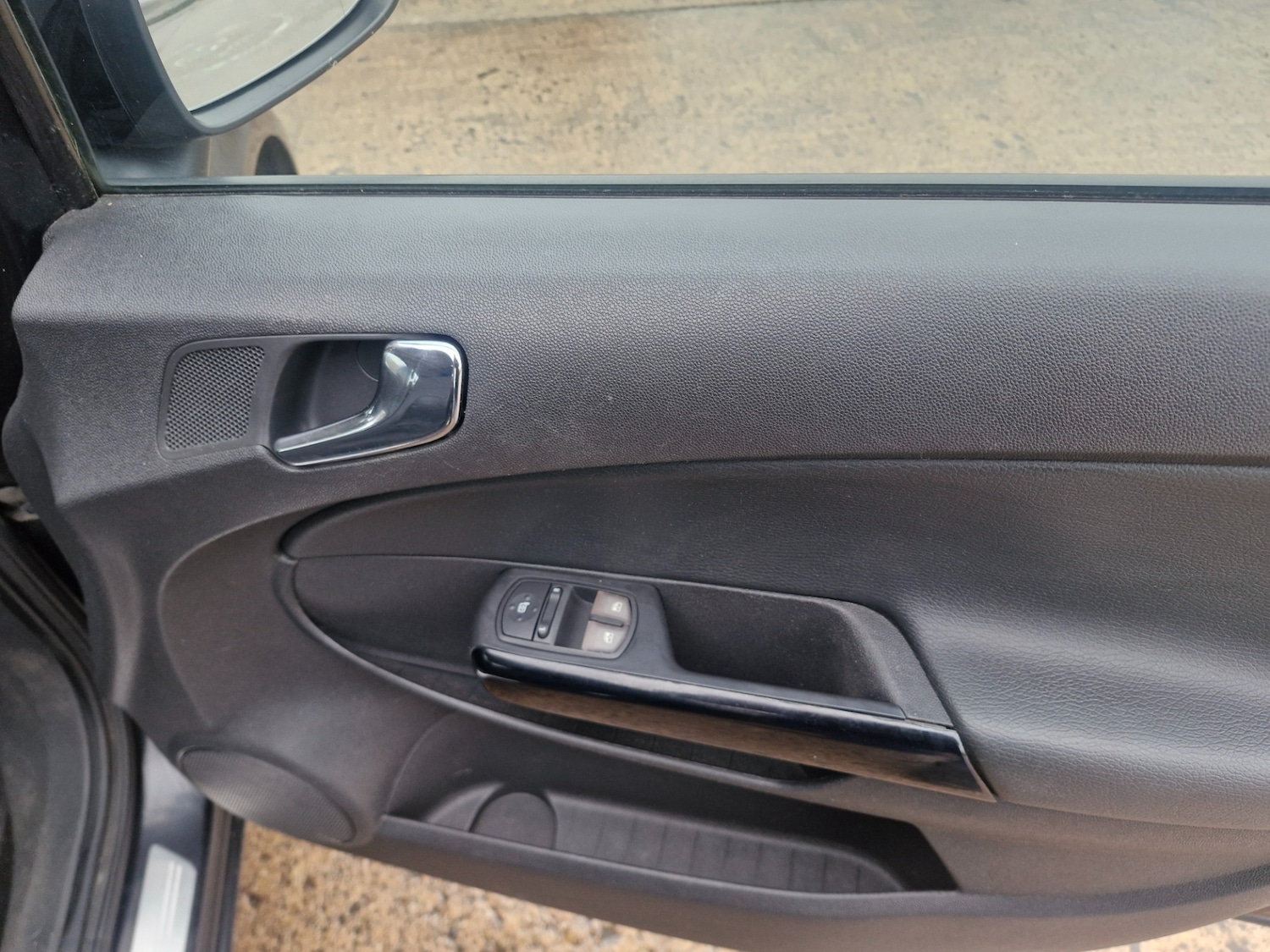 Used Vauxhall Corsa 2014 for sale - 77965485: Photo 9