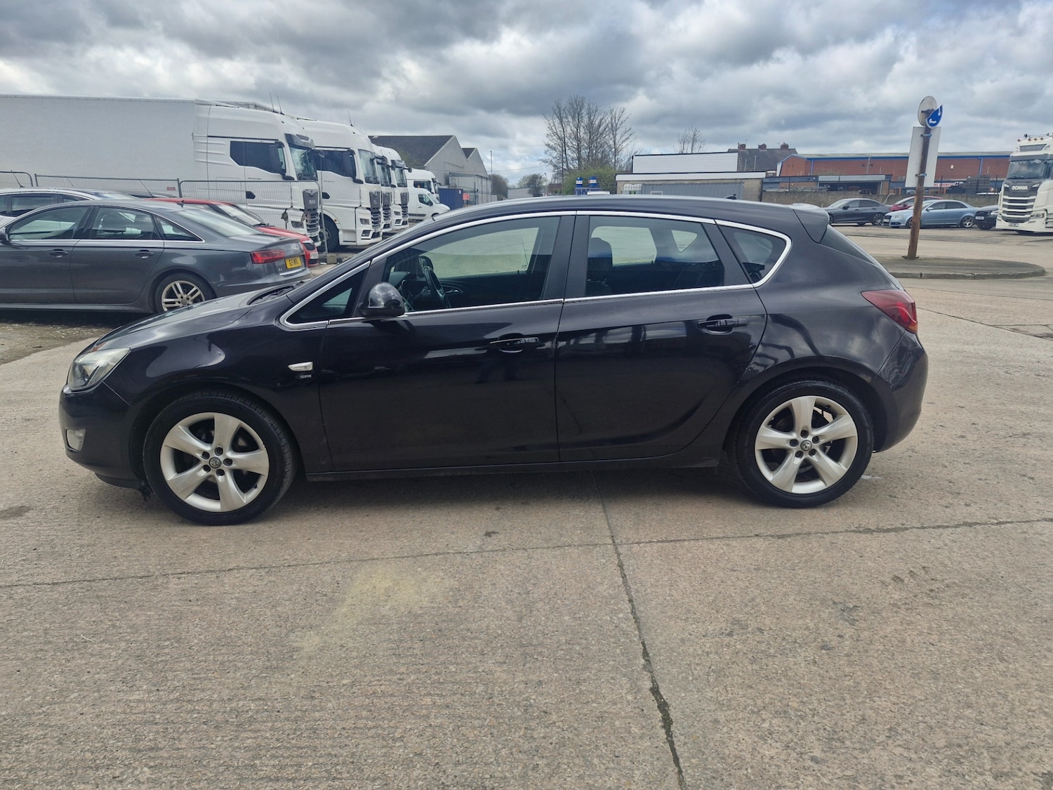 Used Vauxhall Astra 2010 for sale - 78078526: Photo 5