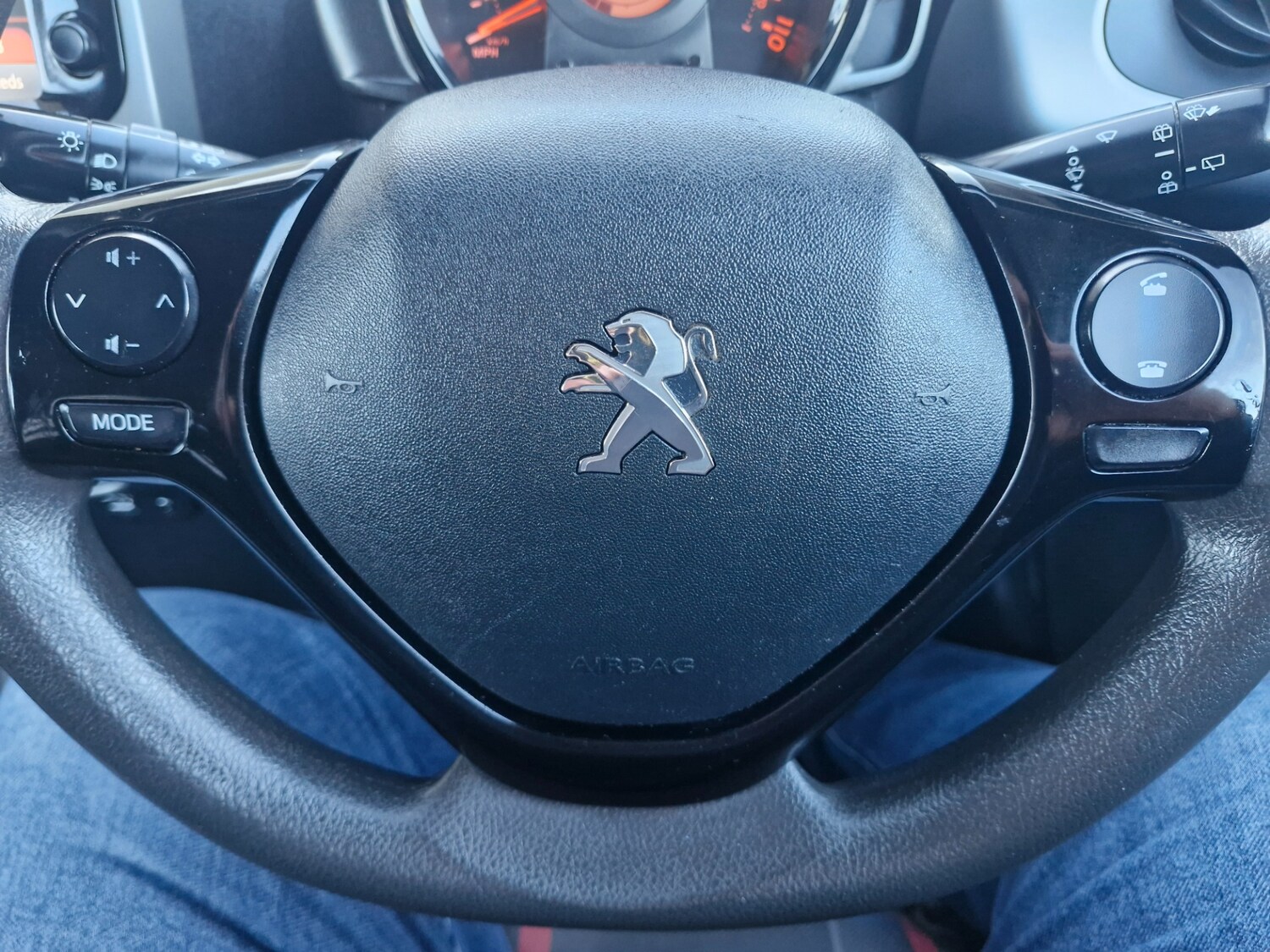 Used Peugeot 108 2015 for sale - 76340083: Photo 12