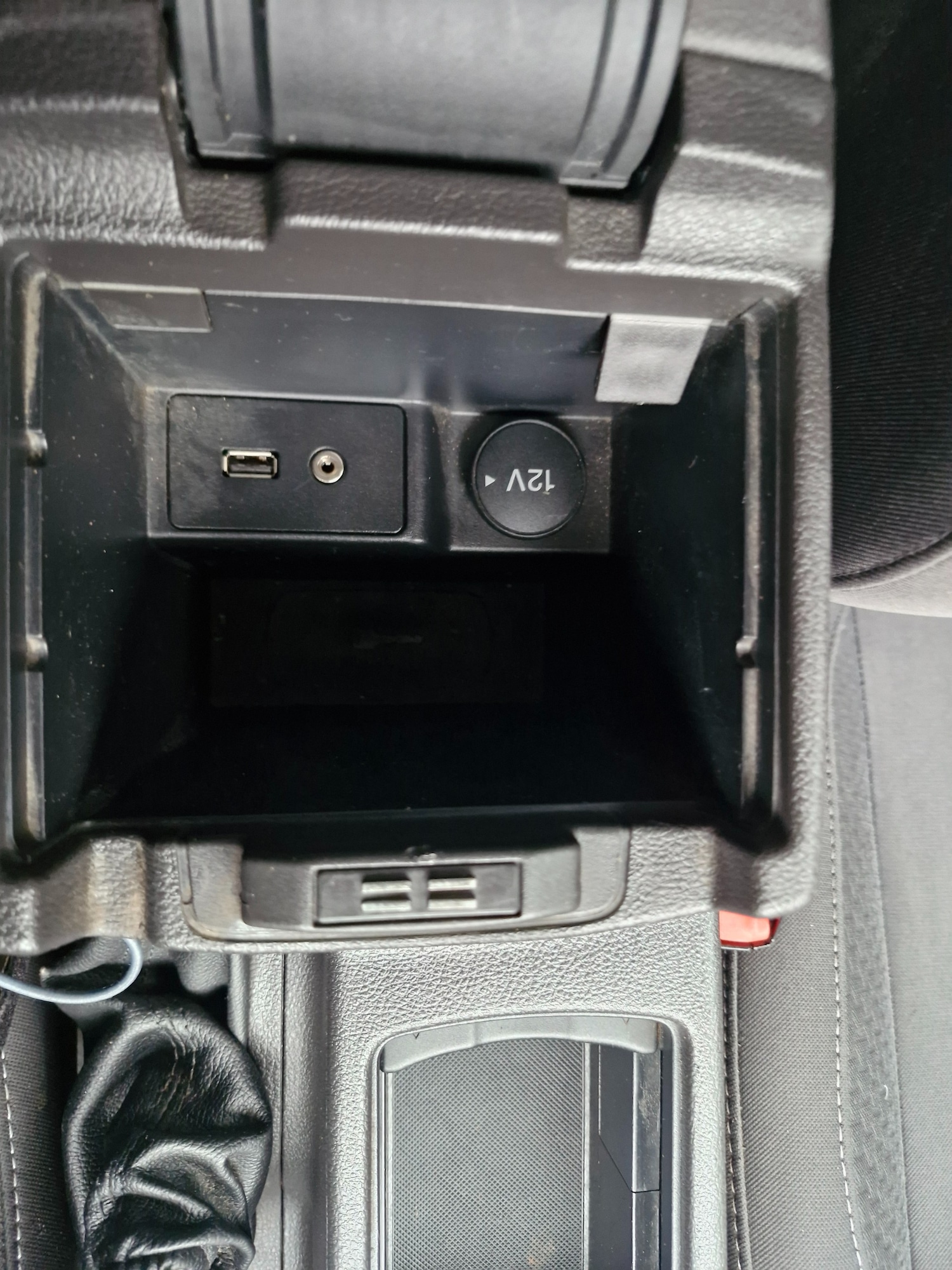 Used Ford Focus 2015 for sale - 76506083: Photo 15