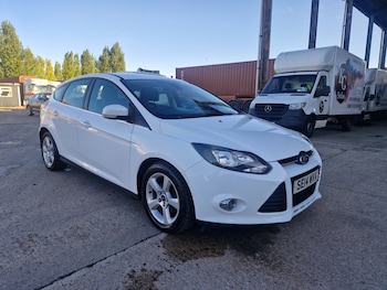 2014 (14) - 1.6 TDCi Zetec Navigator ECOnetic 5dr