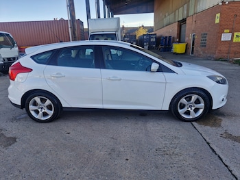 Used Ford Focus 2014 for sale - 76374372: Photo