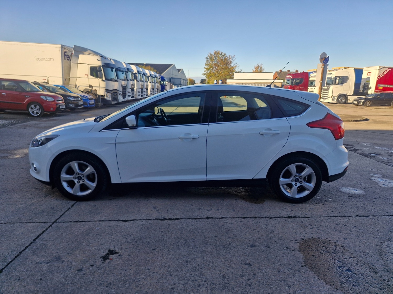 Used Ford Focus 2014 for sale - 76374372: Photo 5