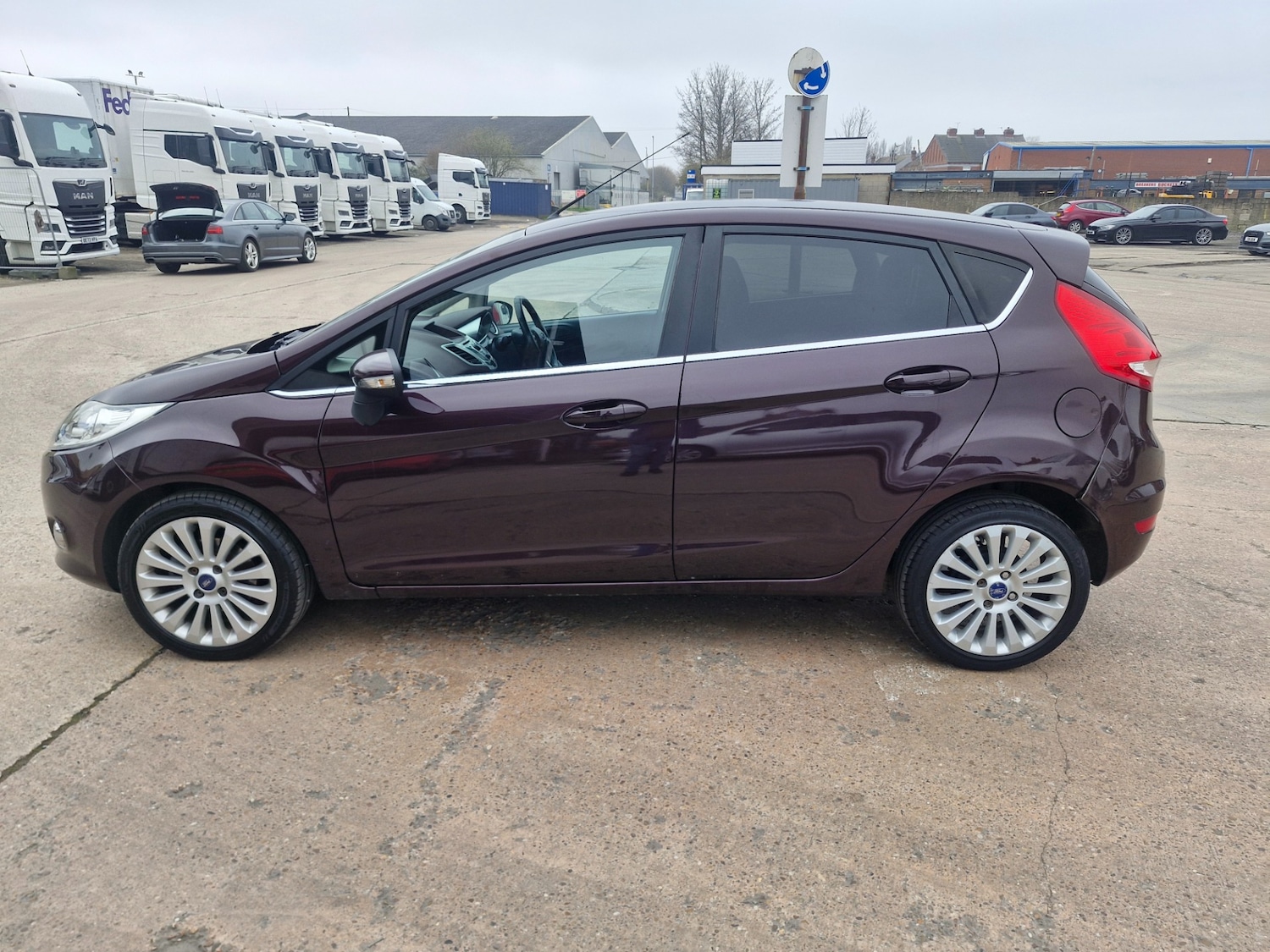 Used Ford Fiesta 2010 for sale - 77803138: Photo 5
