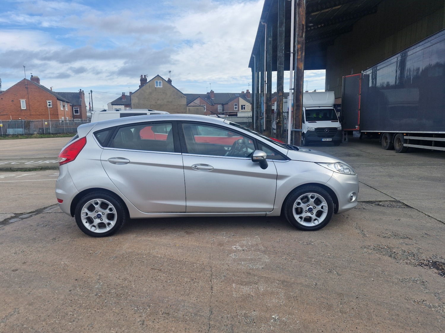 Used Ford Fiesta 2012 for sale - 77731041: Photo 3