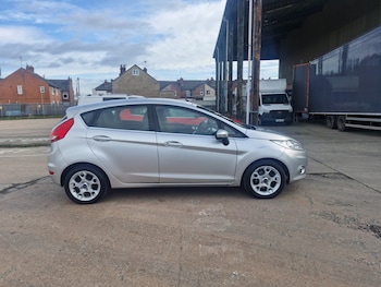 Used Ford Fiesta 2012 for sale - 77731041: Photo