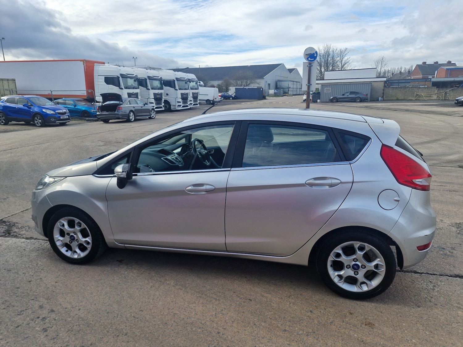 Used Ford Fiesta 2012 for sale - 77731041: Photo 5