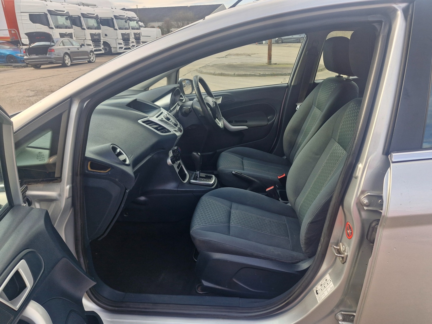 Used Ford Fiesta 2012 for sale - 77731041: Photo 6