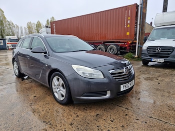 Vauxhall - Insignia