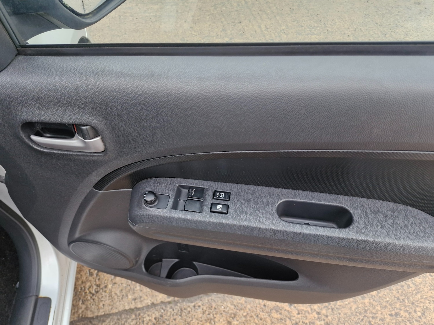 Used Vauxhall Agila 2009 for sale - 77363688: Photo 9