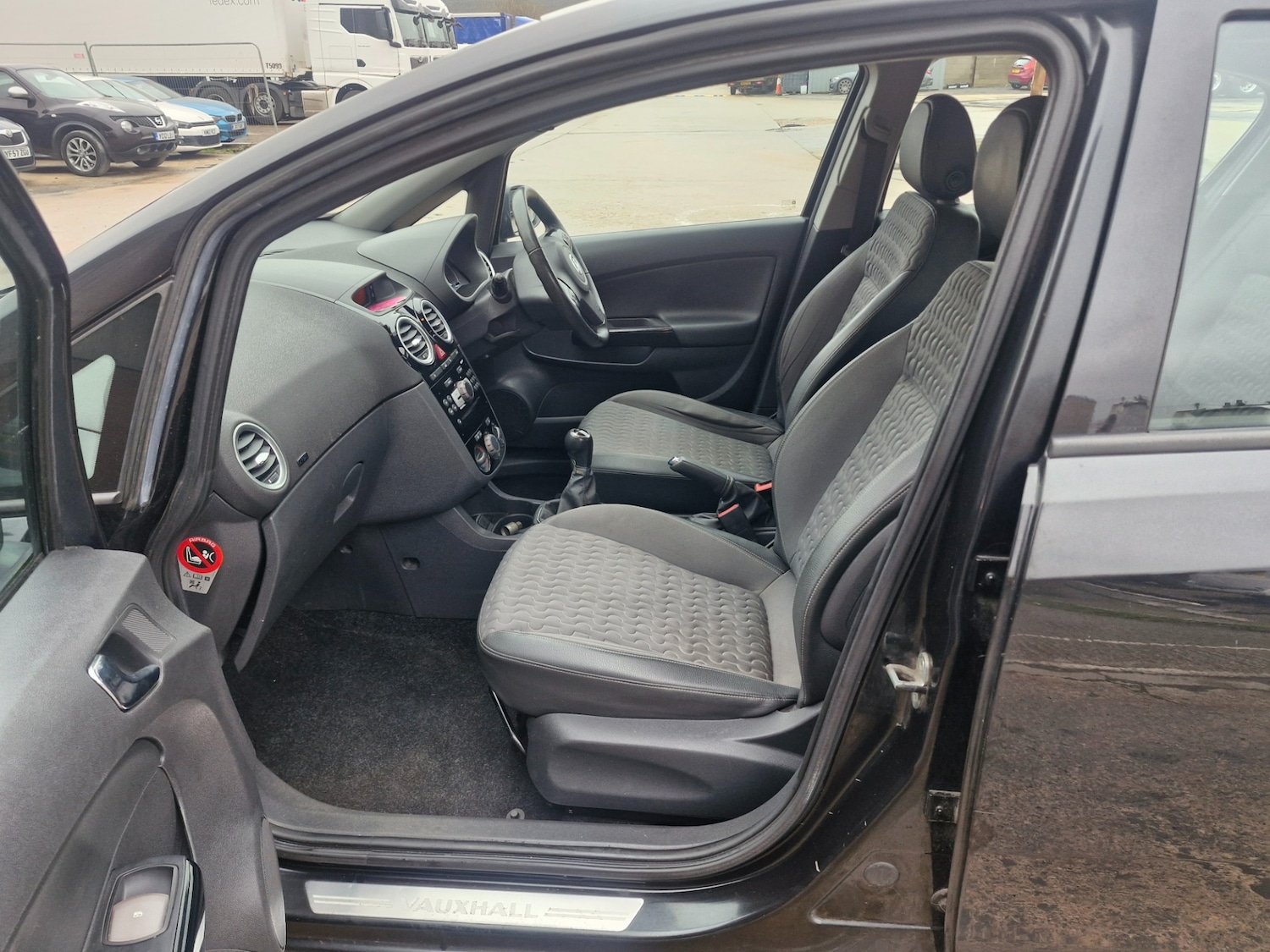 Used Vauxhall Corsa 2014 for sale - 77329101: Photo 6