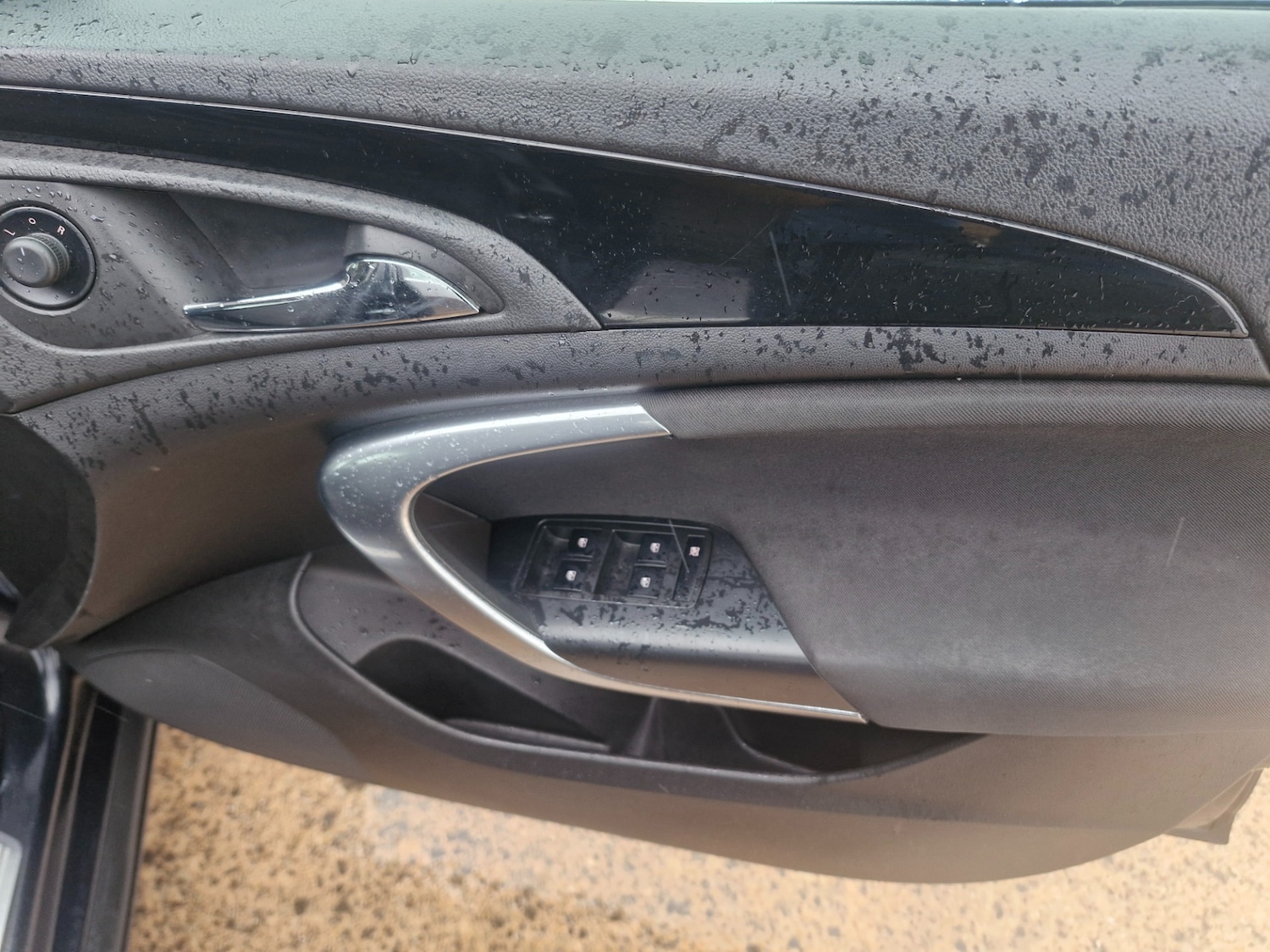 Used Vauxhall Insignia 2011 for sale - 77460824: Photo 8