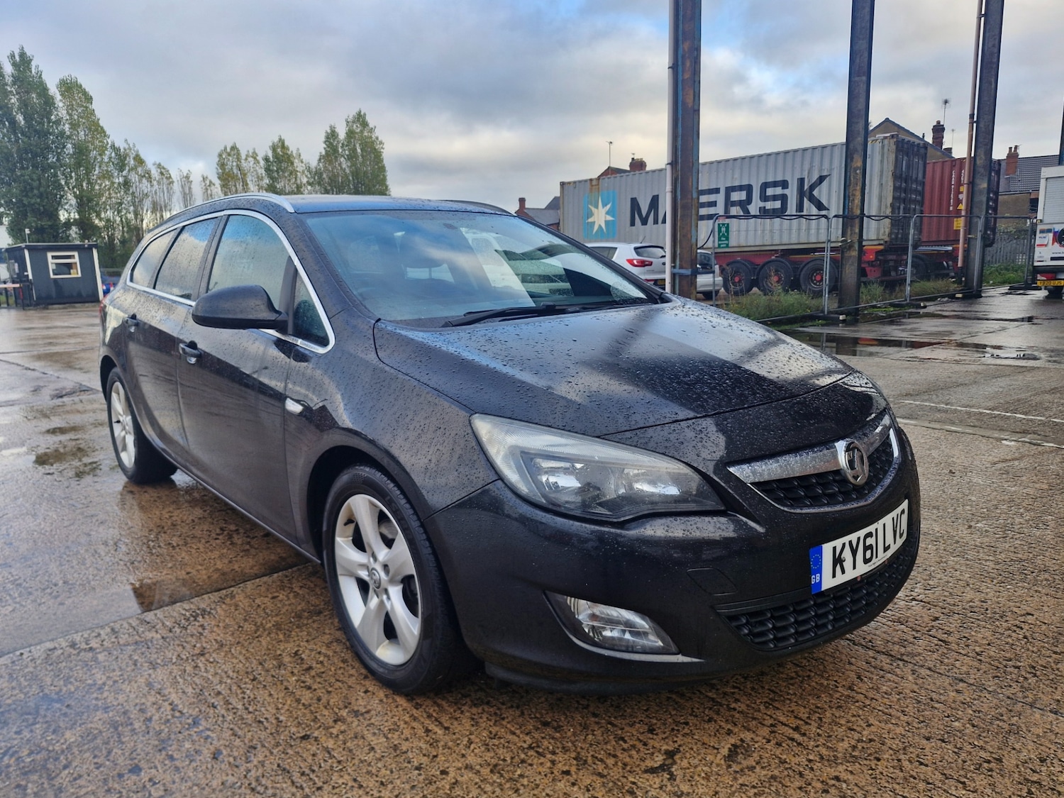 Used Vauxhall Astra 2011 for sale - 76673123: Photo 1