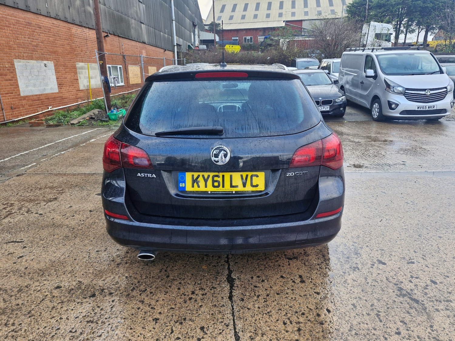 Used Vauxhall Astra 2011 for sale - 76673123: Photo 4