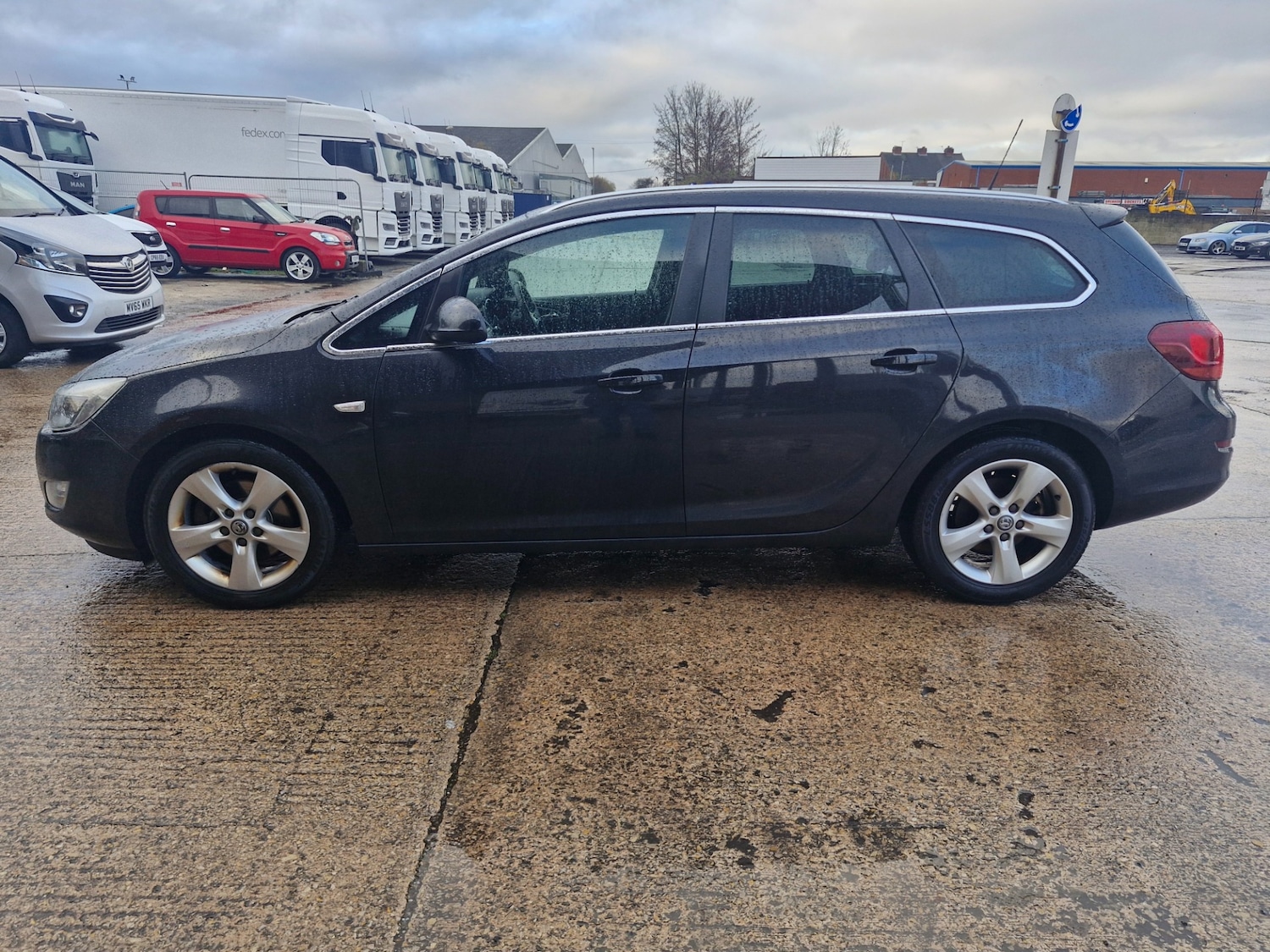 Used Vauxhall Astra 2011 for sale - 76673123: Photo 5