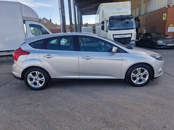 Used Ford Focus 2013 for sale - 78025604: Photo