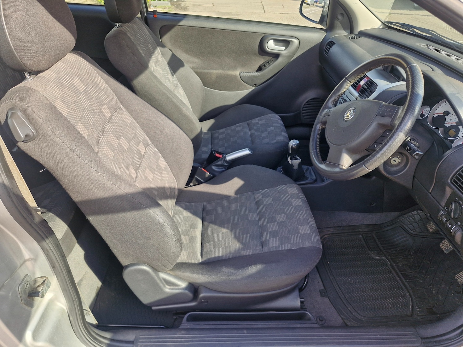 Used Vauxhall Corsa 2006 for sale - 76182537: Photo 11