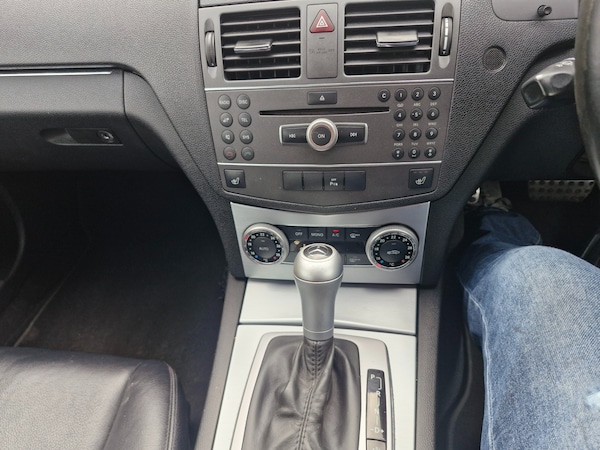 Used Mercedes-Benz C Class 2010 for sale - 76253023: Photo 12